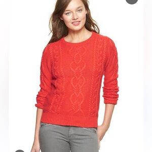 Gap Women’s Cable Pullover Crew Neck Sweater Size L Poster Red Chunky Winter
